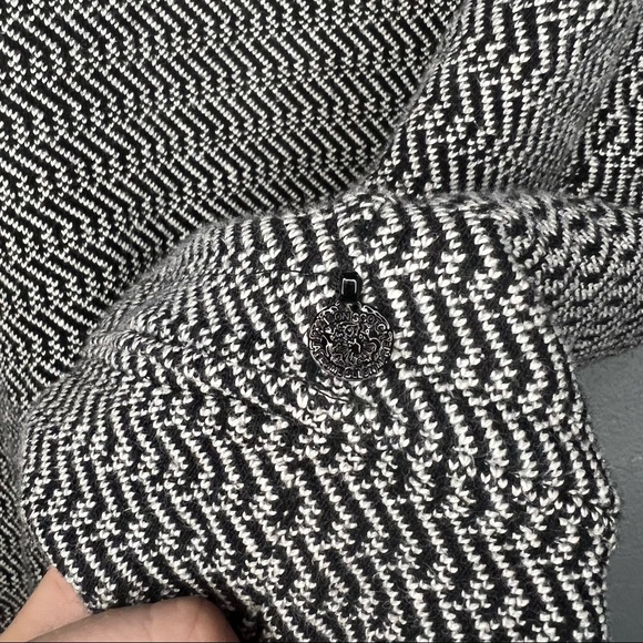 Maison Scotch Embroidered Textured Black and White Pullover Crewneck XS - Picture 9 of 12